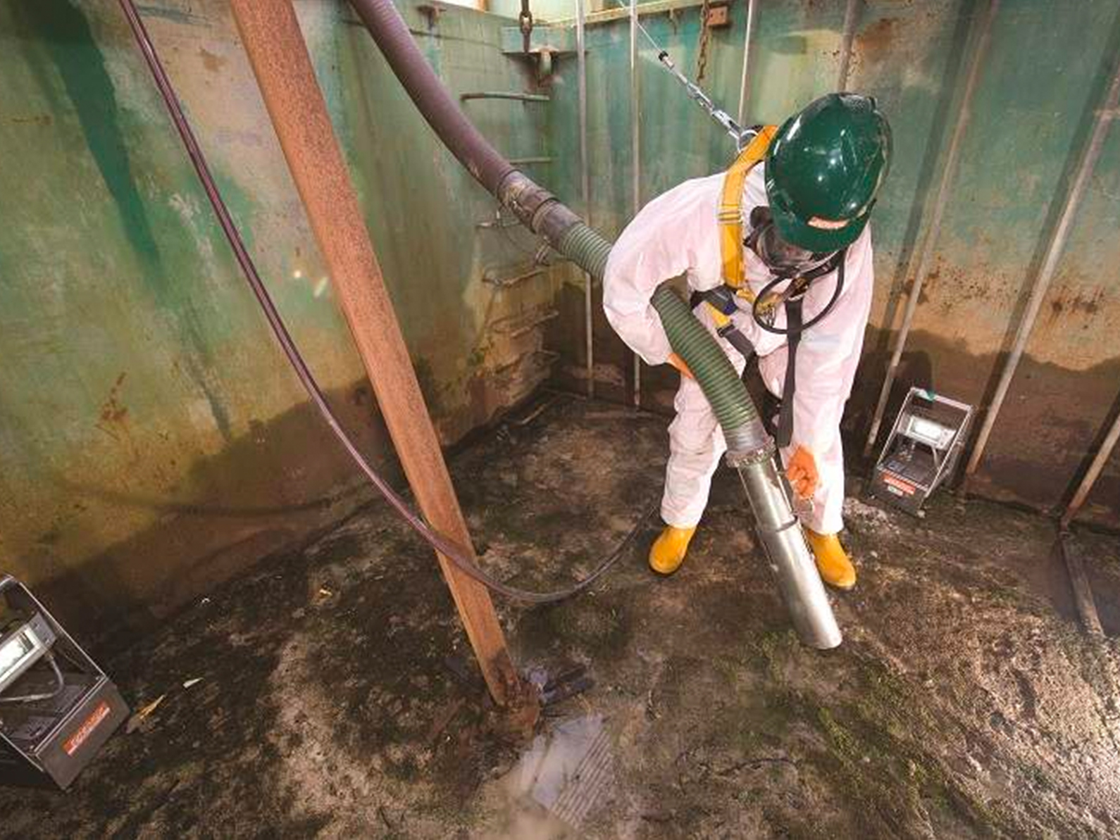 Ballast Tank Cleaning